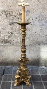 Large carved and gilded wooden torch holder, 132 cm high